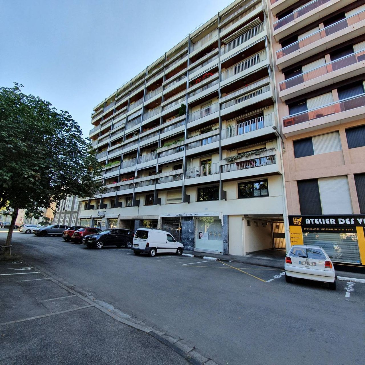 TARBES centre - Spacieux appartement viager occupé