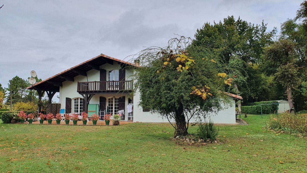 Jolie et spacieuse villa - Viager occupé